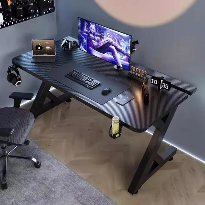 Minimalistyczne czarne biurka  – Desk Setup Art recenzja i cena
