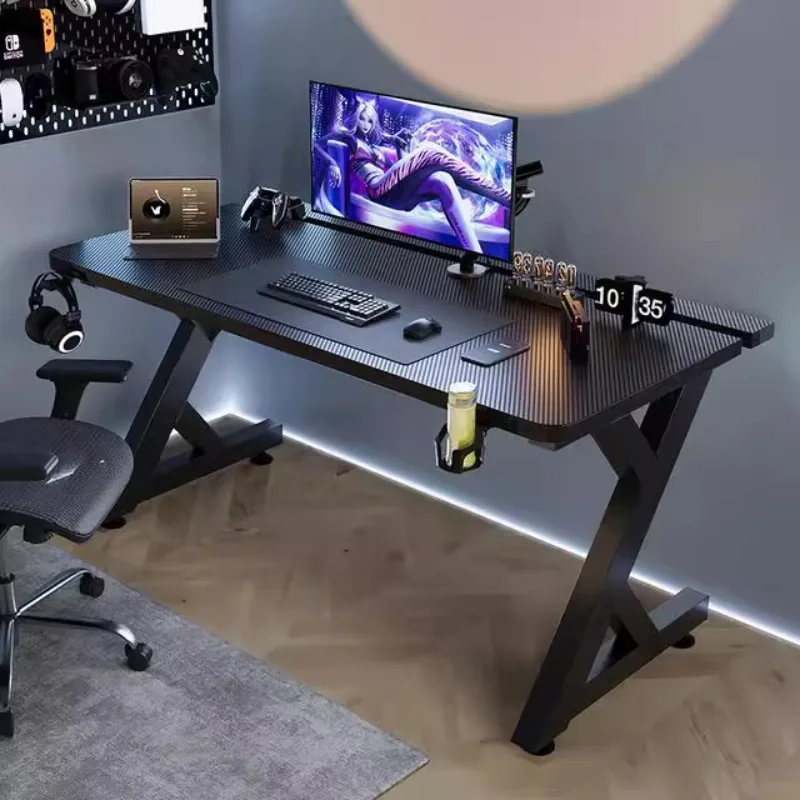 Minimalistyczne czarne biurka  – Desk Setup Art recenzja i cena