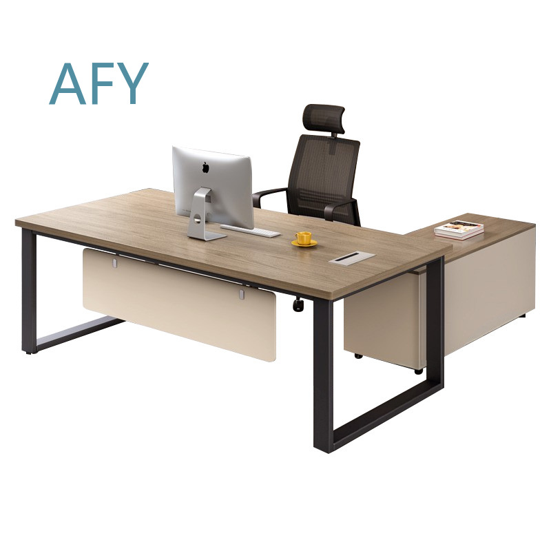Zestaw biurkowy dla kierownika – L Shaped Desk Setup recenzja i cena